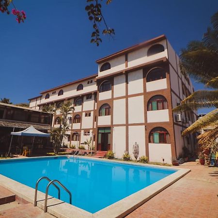 La Siesta-Hotel Sullana Eksteriør billede